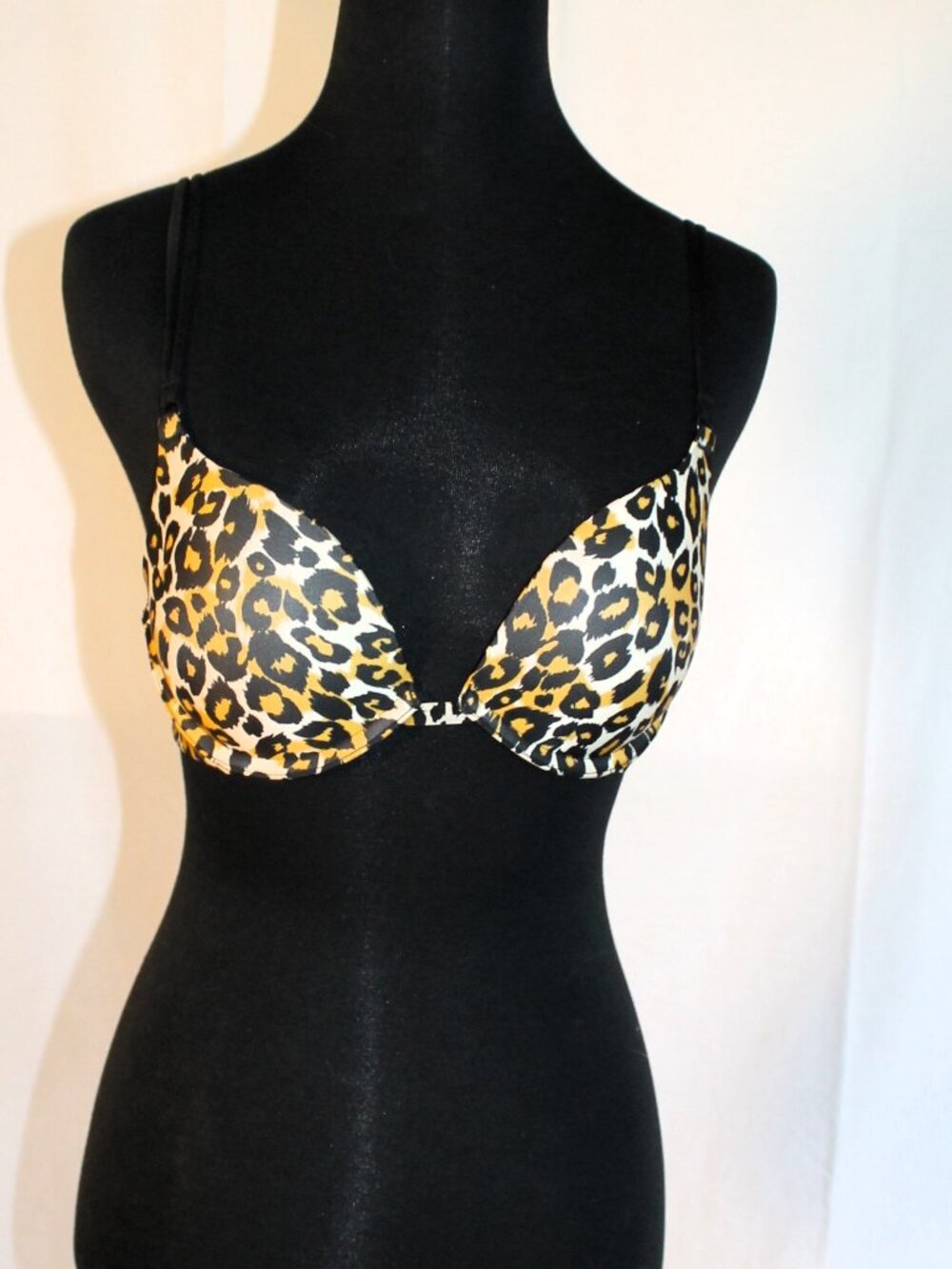 Victoria's Secret Leopard Print Pushup Bra 34B